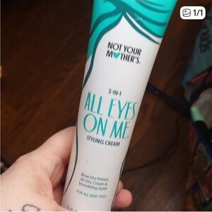 All Eyes On Me Styling - White